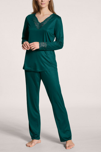 Abbildung zu Pyjama (42920) der Marke Calida aus der Serie Secret Dreams