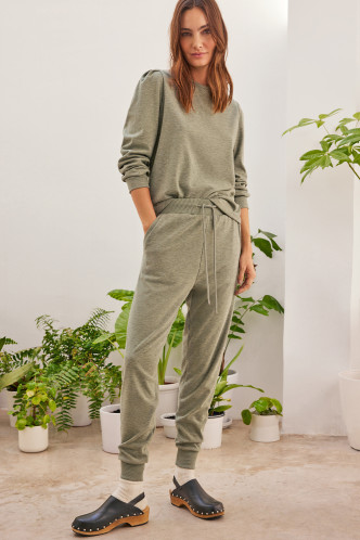 Abbildung zu Pants (70617) der Marke Ysabel Mora aus der Serie Loungewear